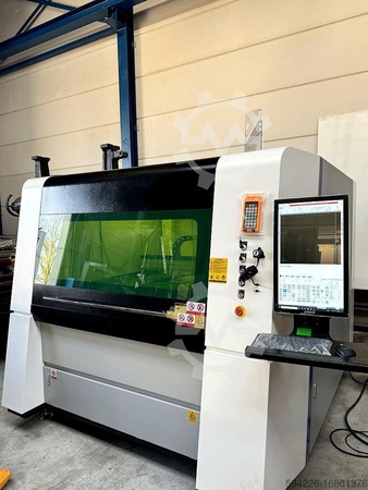 1500 Вт Лазерная резка LF 1313, Гравировка металла 50 60 Гц Лазерный станок