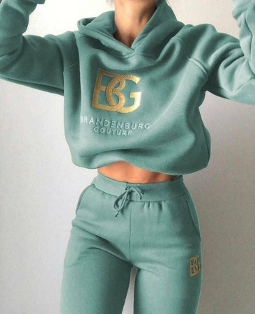 Спортивный костюм