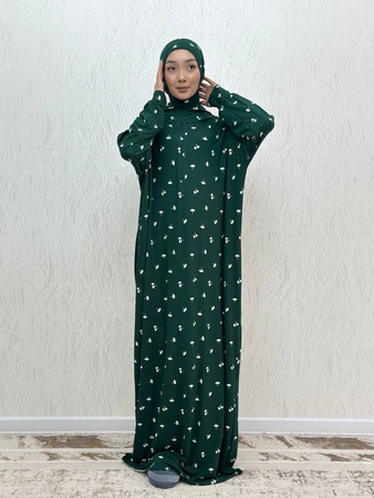 Платье с пришитой балаклавой