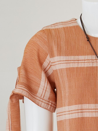 Платье в клетку с коротким рукавом