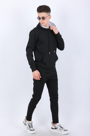 спортивный свитер