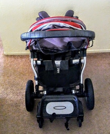 Продается новая детская коляска