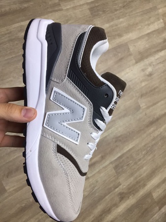 мужская и женская обувь