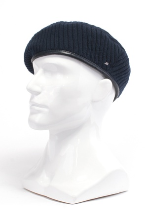 Берет из трикотажа 73923