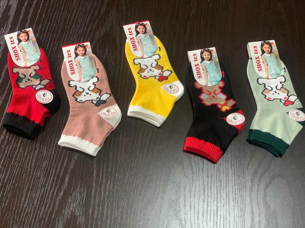 Çocuklar için çoraplar