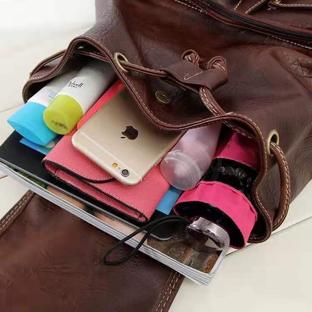 Kadın sırt çantası