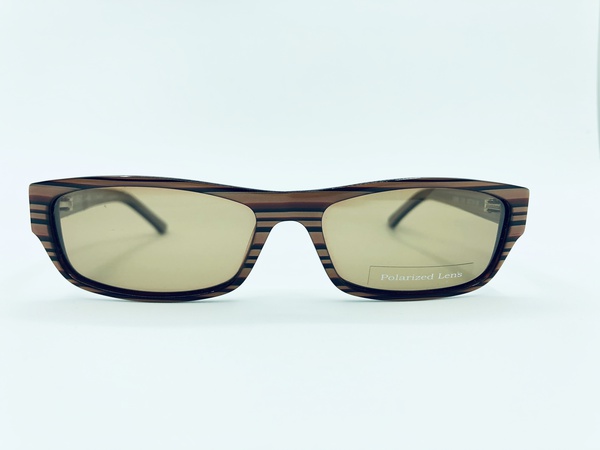 Солнцезащитные очки и многое другое также доступны в нашей оптической продукции.