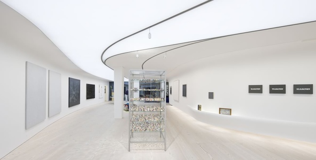 Light stretch ceilings