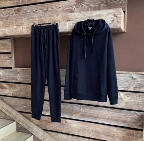 Спортивные костюмы