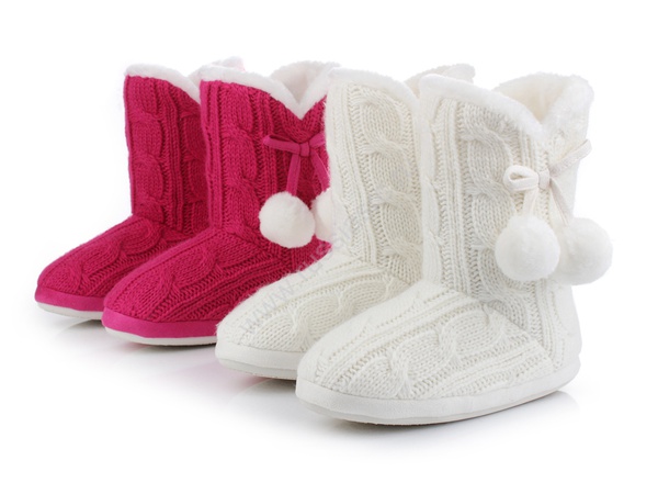 G-155 ponponlu botlar