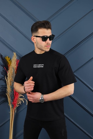 Мужская футболка полу оверсайз