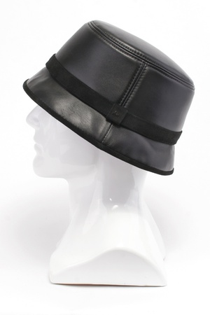 Панама из кожи 280101