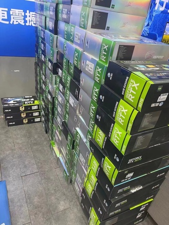 Видеокарты, процессоры, мониторы, и другое комплектующие для пк.