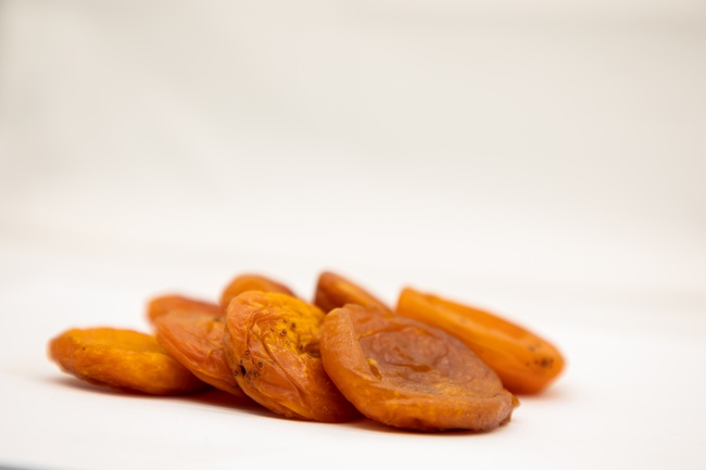 Özbek kuru meyve temini (kuru kayısı subkhon)