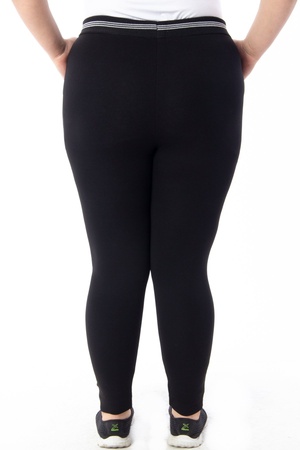 Спортивные брюки с эластичной талией