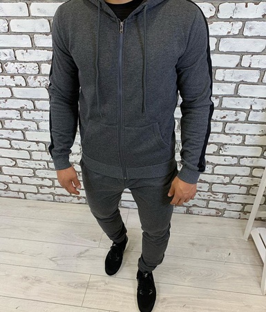 Новая коллекция осень 🍂 Спорт комплект на лампасах 😍😍😍  В четырёх цветах: т.серая, бордовая,