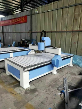 Songli 1325 3.2KW Мебельный фрезерный станок с ЧПУ для деревянных ворот.  Трехосный, четырехосевой, пятиосевой фрезерный станок