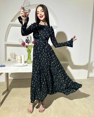 Моделька Freya легкие и воздушные платья