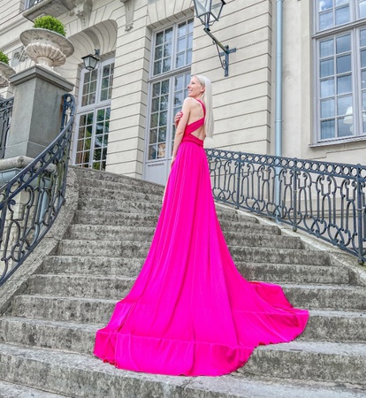 Платье-трансформер со шлейфом от 40 до 54 размера, 20 расцветок шелка, длина от талии любая.