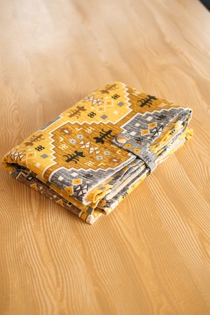 Многослойная скатерть - чехол для теста