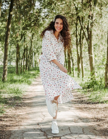 Платье миди на пуговицах