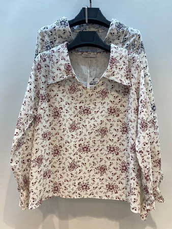 Women's blouses and shirts