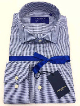 Erkeklerin gömlekleri