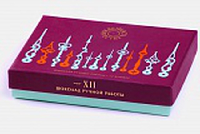 مجموعة من 12 قطعة حلوى