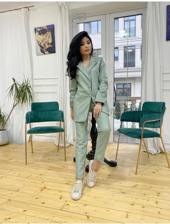 Женский костюм-двойка