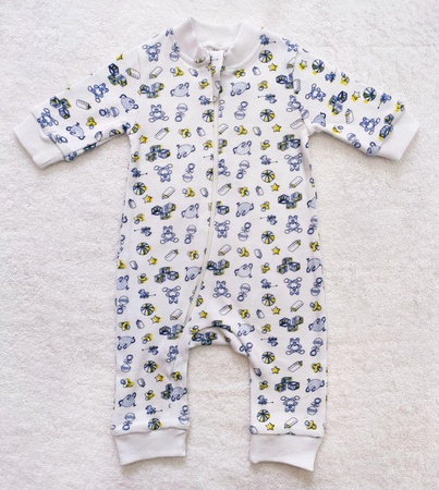 Комбинезон на замке