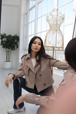 Trençkotlar, sonbahar kıyafetleri