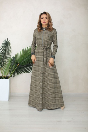 Платье отрезное по талии