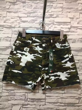 Siparişe göre dikilmiş giysiler