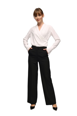 Классические черные брюки стандартного размера с поясом и карманами