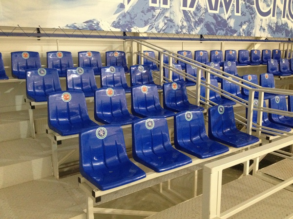 Tribün katlanabilir