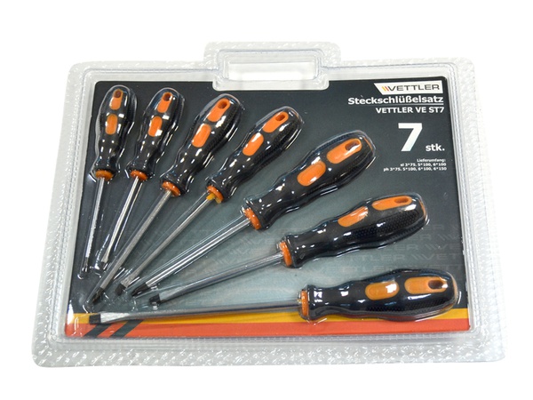 Наборы инструментов в ассортименте