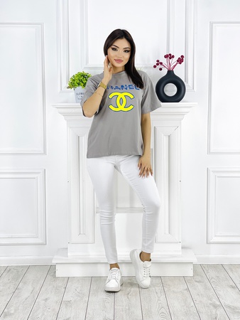 Футболки женские