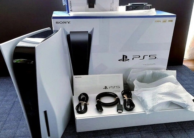 Sony Playstation 5 Disk Sürümü - 2 kablosuz kumanda ile 5 Ücretsiz Oyun