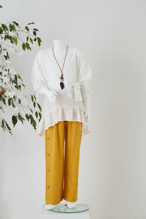 Kemerli Bluz / Düğmeli Pantolon