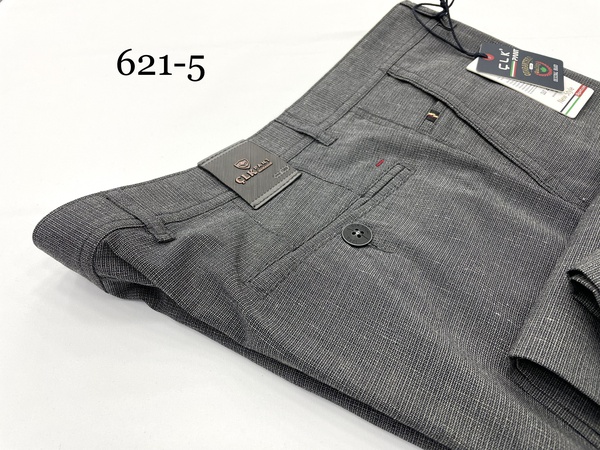 ПРОДУКТ состоит из 97% хлопка и 3% лайкры. Размерный ряд 44-54. 1 серия это 10 штук. ( 621 )