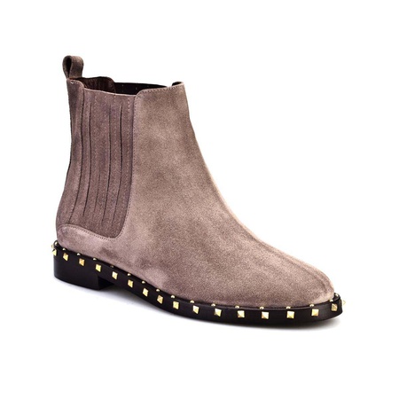 Perçinli kadın kışlık deri çizme