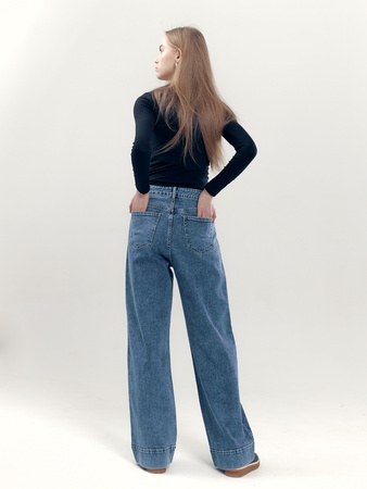 Джинсы женские со стрелкой