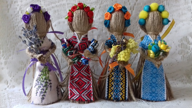 Кукла-мотанка `Берегиня` (льняная нить) Рост 10,15,18,22,26 см.Оберег в дом.