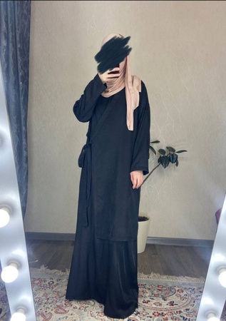 В наличии Абая с запахом Ткань: тонкий лён сезон лето Размер: стандартный оверсайз Производство Кыргызстан 🇰🇬🇰🇬🇰🇬