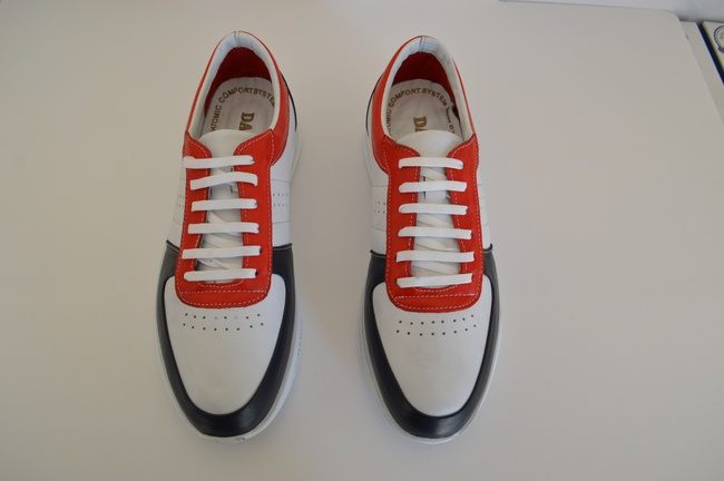 ГОРНАЯ СПОРТИВНАЯ КОЖАНАЯ ОБУВЬ 520