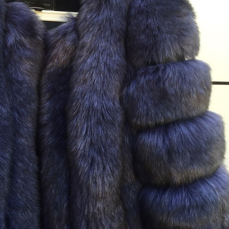 Удлиненная шуба под песца (экошуба)
