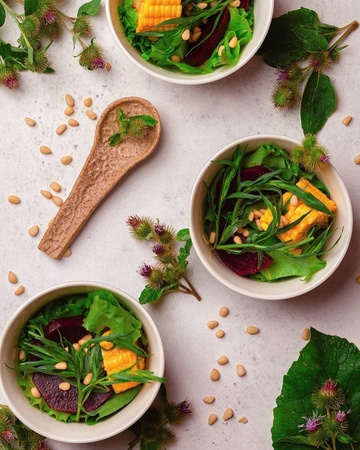 Eco - set with vegan edible spoons