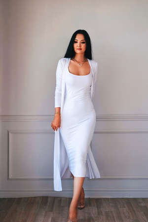 Bella elbise ve pelerinden iki parça