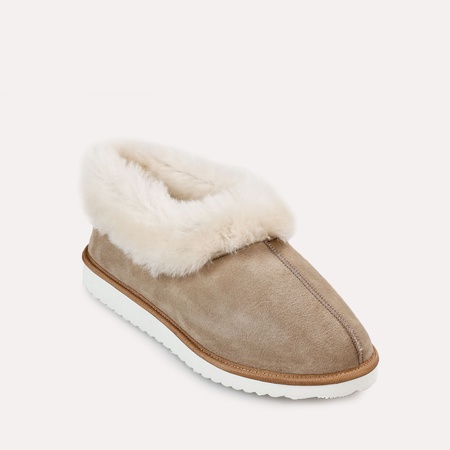 Женские домашние тапочки