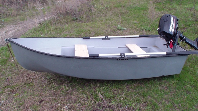 Лодка вёсельно-моторная ОМЬ